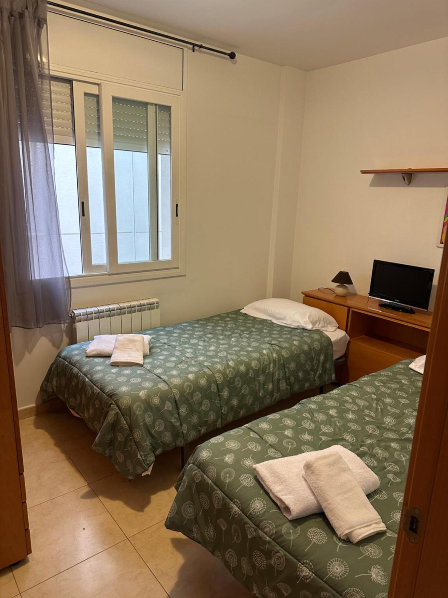Apartamentos L'Aínsa Exteriör bild