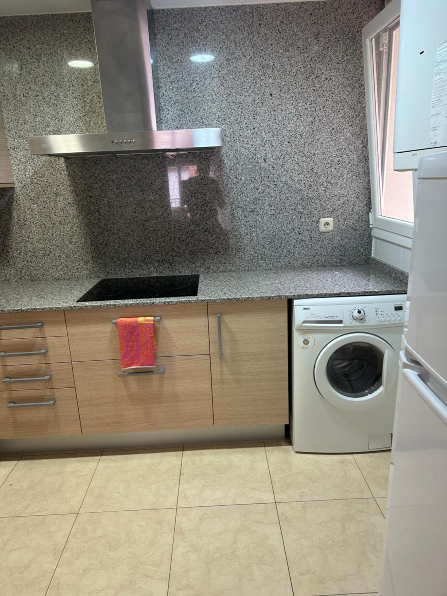 Apartamentos L'Aínsa Exteriör bild